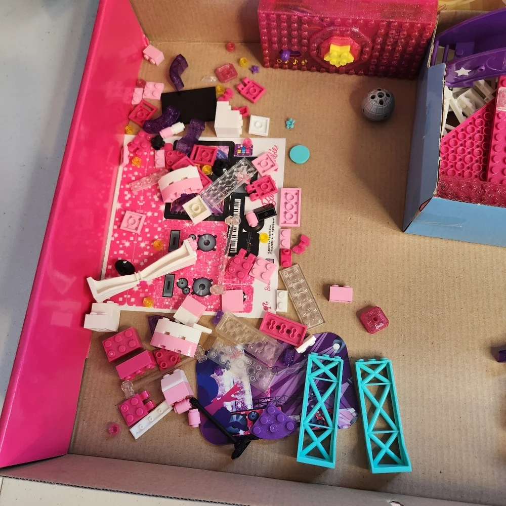 Barbie Mega Bloks Super Star Stage 290 Pcs #80247 2013 Mini Dolls Open Complete - Picture 6 of 9